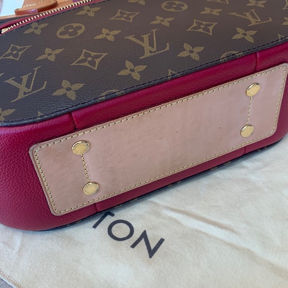 ❤️❤️SOLD❤️❤️Louis Vuitton Edel crossbody bag - Picture 10 of 15